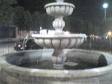 Una fuente...
